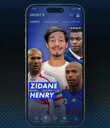 L'écran Sport+ de l'appli Canal+ sur un téléphone, avec Zidane et Henry